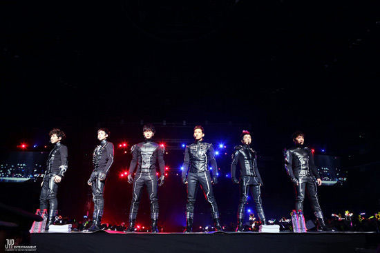 2PM�������ݳ���(hu�� )���̹�������д��P