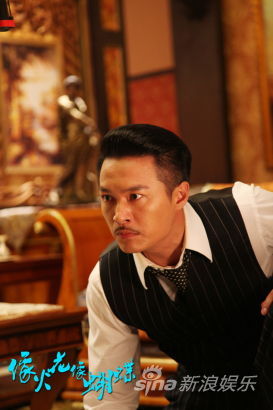 ����𻨡��Ქ�����������ɫ�{����