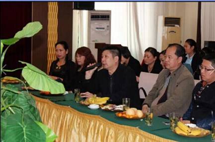 ���ˍu�Ҽ�2015������Ʒ�b�p��(hu�� )�߽�(j��ng)�N(xi��o)����Մ��(hu�� )�A�M(m��n)�Y����