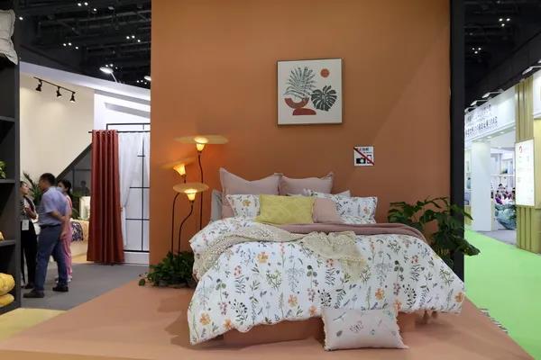 ���첼������չ2020intertextile�Ϻ��Ҽ�չ�����h��(chu��ng  )������M�@���H��